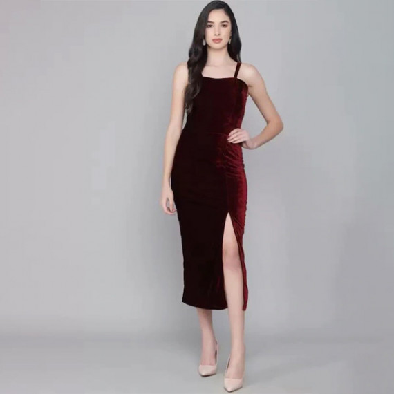 https://www.easyeleganz.com/products/maroon-velvet-sheath-midi-dress