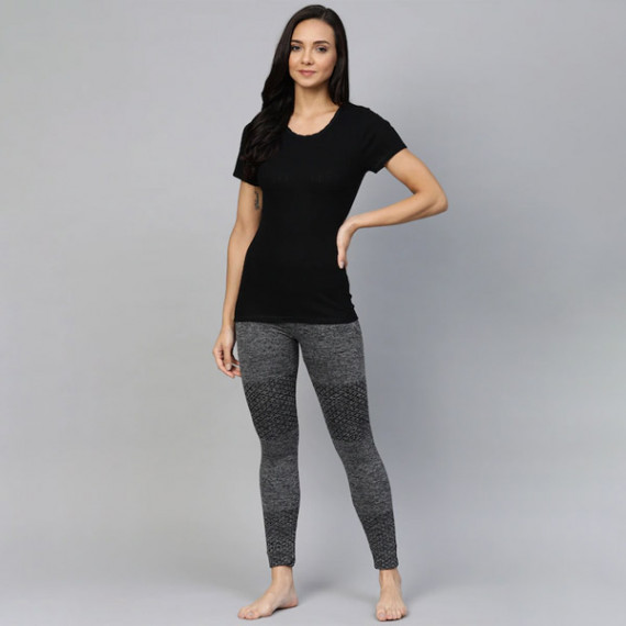 https://www.easyeleganz.com/products/women-pack-of-2-self-striped-thermal-tops
