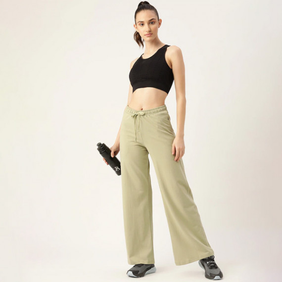 https://www.easyeleganz.com/products/women-olive-green-solid-cotton-wide-leg-track-pants