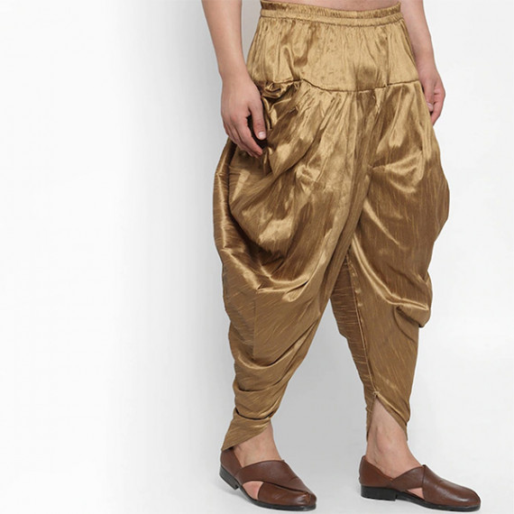 https://www.easyeleganz.com/products/men-gold-toned-solid-silk-dhotis