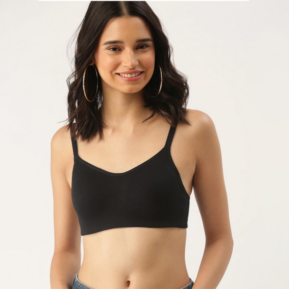 https://www.easyeleganz.com/products/black-solid-non-wired-lightly-padded-t-shirt-bra-db-cam-pad-01a