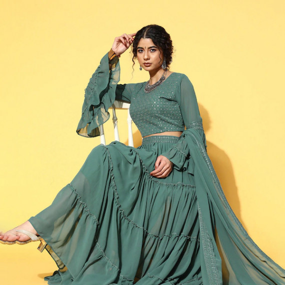 https://www.easyeleganz.com/products/gorgeous-green-embroidered-ready-to-wear-lehenga-choli-with-dupatta