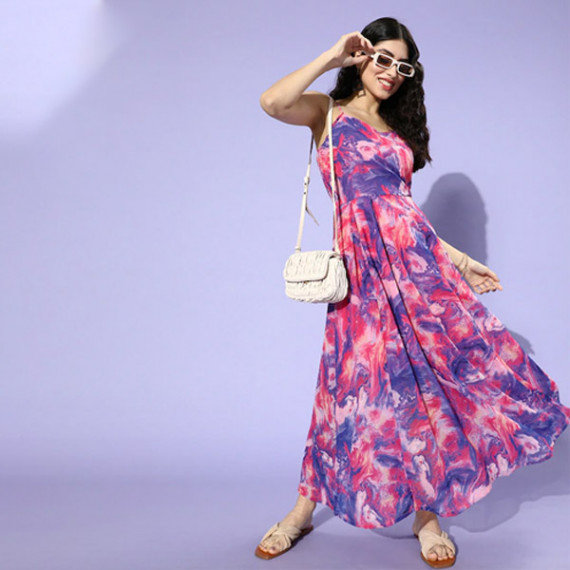 https://www.easyeleganz.com/products/women-blue-floral-smocked-dress