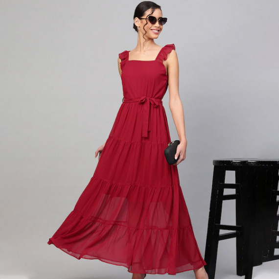 https://www.easyeleganz.com/products/maroon-tiered-maxi-dress